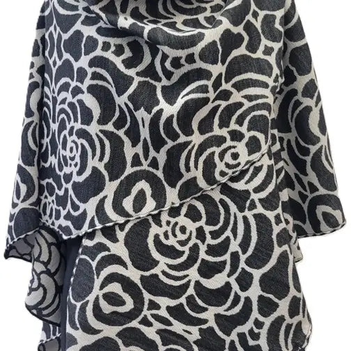 Winding Road Black / White Nautilus Reversible Short Loop Wrap