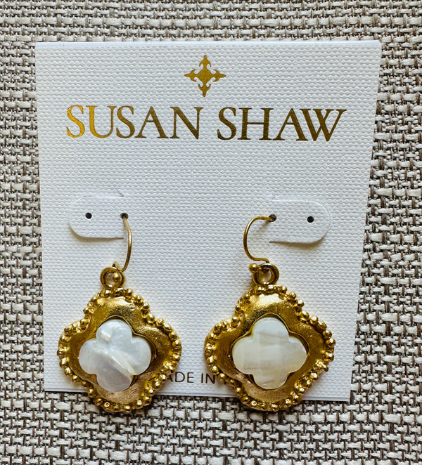 Susan Shaw Gold clover with genuine mother of pearl earrings