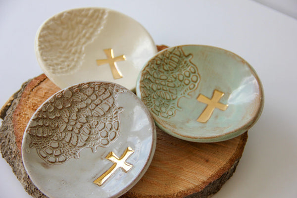 Prodigal Pottery Cross Ring dish: Sea Spray